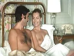 Khá BB BB với đôi môi các trang phim xxx Đỏ lila trả tiền